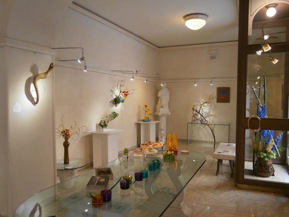 Istallazione Santa Maria Capua Vetere - Fiori e colori - maggio 2015
